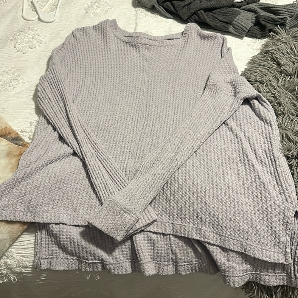 American Eagle lilac sweater, size x-small